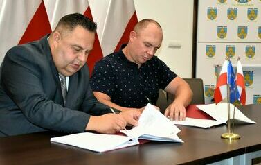 Umowa na budowę kanalizacji sanitarnej 6