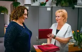 81