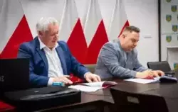 Zdjęcie do Podpisano umowę na projekt termomodernizacji...