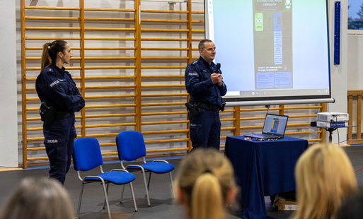 Zdjęcie do Bezpieczeństwo uczni&oacute;w i nauczycieli - spotkanie profilaktyczno-szkoleniowe